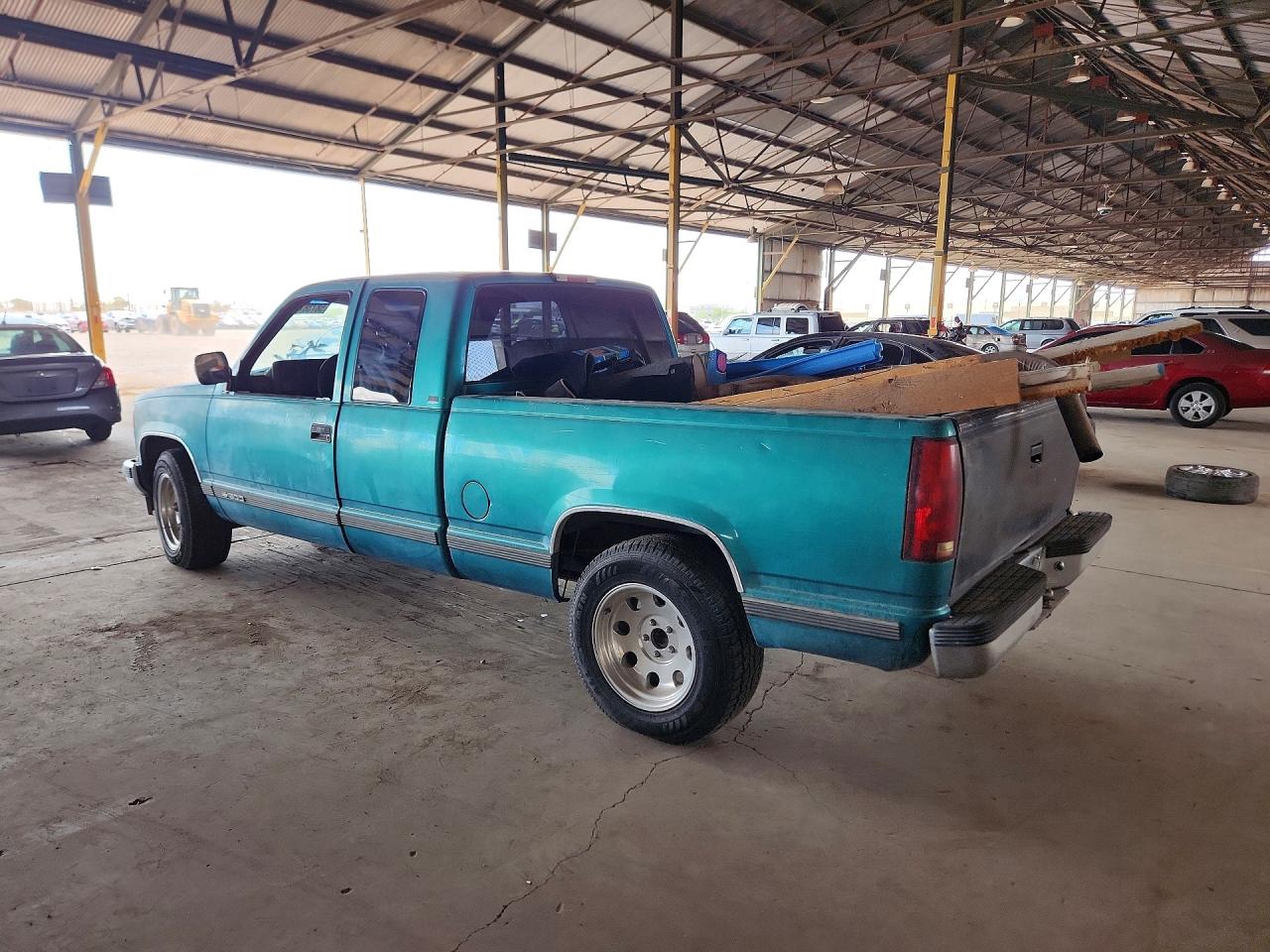 2GCEC19K0R1266448 · 1994 CHEVROLET GMT-400 · 2/12