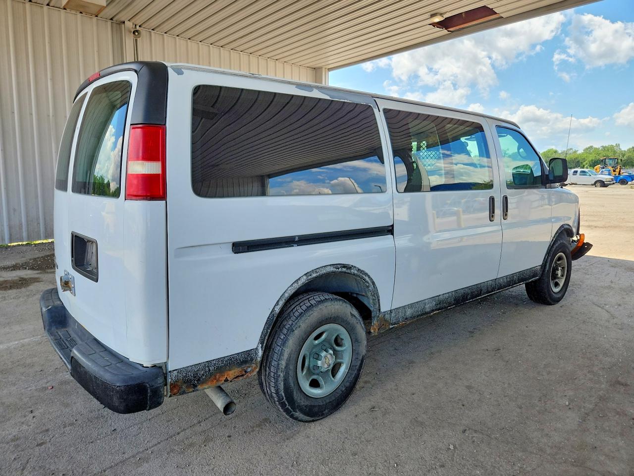 1GCFG15X971226141 · 2007 CHEVROLET EXPRESS · 3/12
