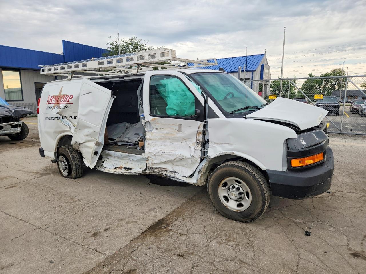1GCWGAF70M1163716 · 2021 CHEVROLET EXPRESS G2500 · 4/13
