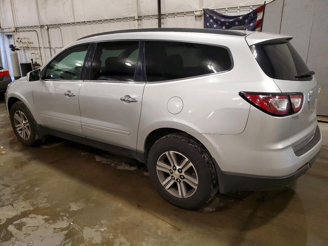 1GNKVHKD4HJ220666 · 2017 CHEVROLET TRAVERSE · 2/13
