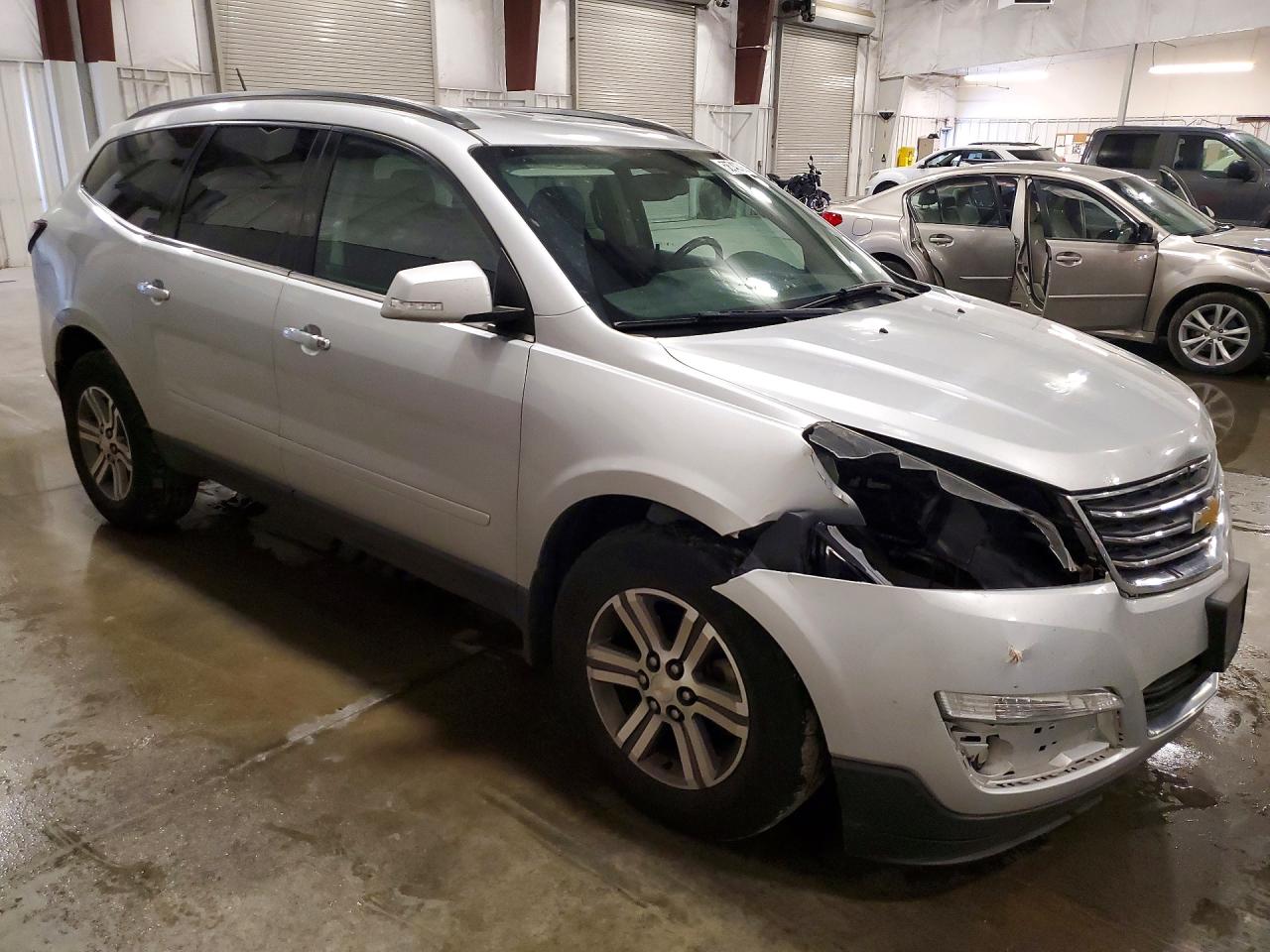 1GNKVHKD4HJ220666 · 2017 CHEVROLET TRAVERSE · 4/13