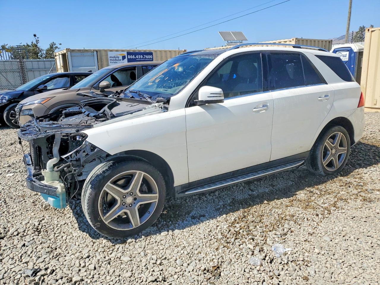 4JGDA5GB4GA660643 · 2016 MERCEDES-BENZ GLE