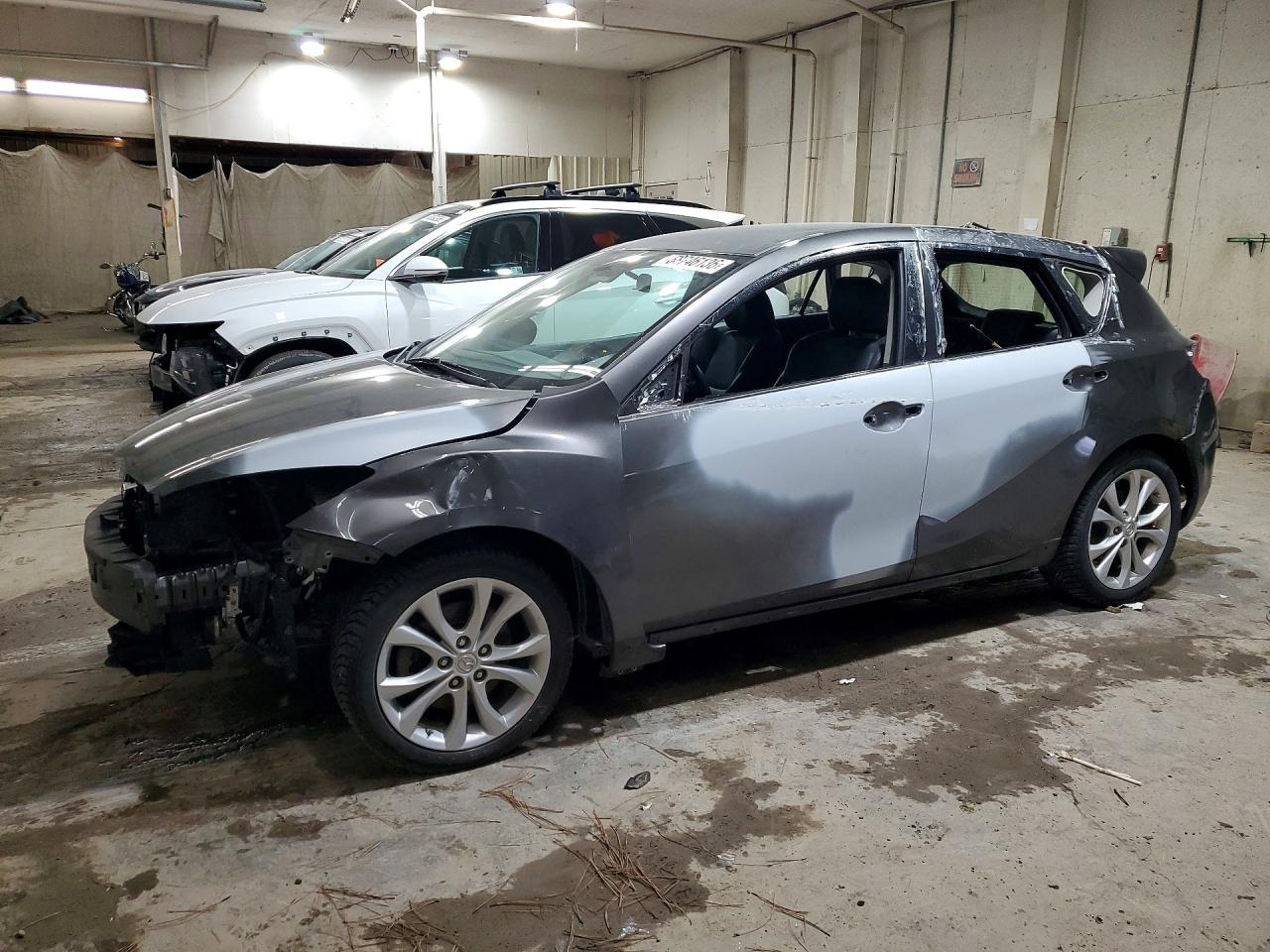 JM1BL1H59A1181892 · 2010 MAZDA 3