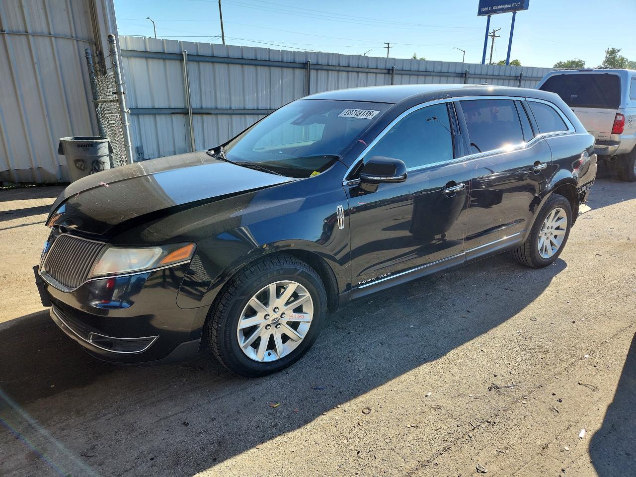 2LMHJ5NK8EBL59142 · 2014 LINCOLN MKT