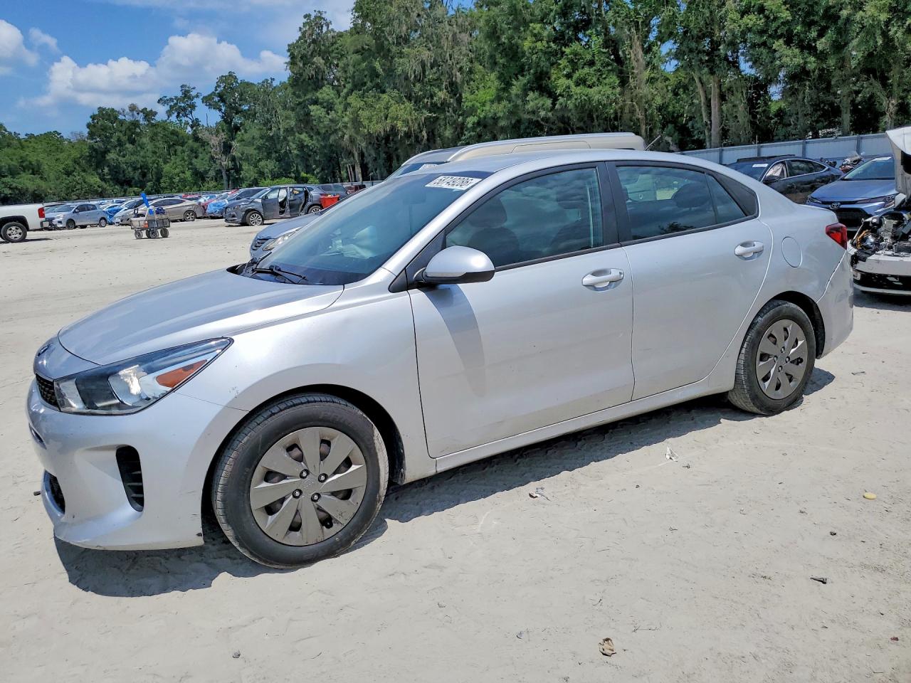 3KPA24AD3LE308945 · 2020 KIA RIO