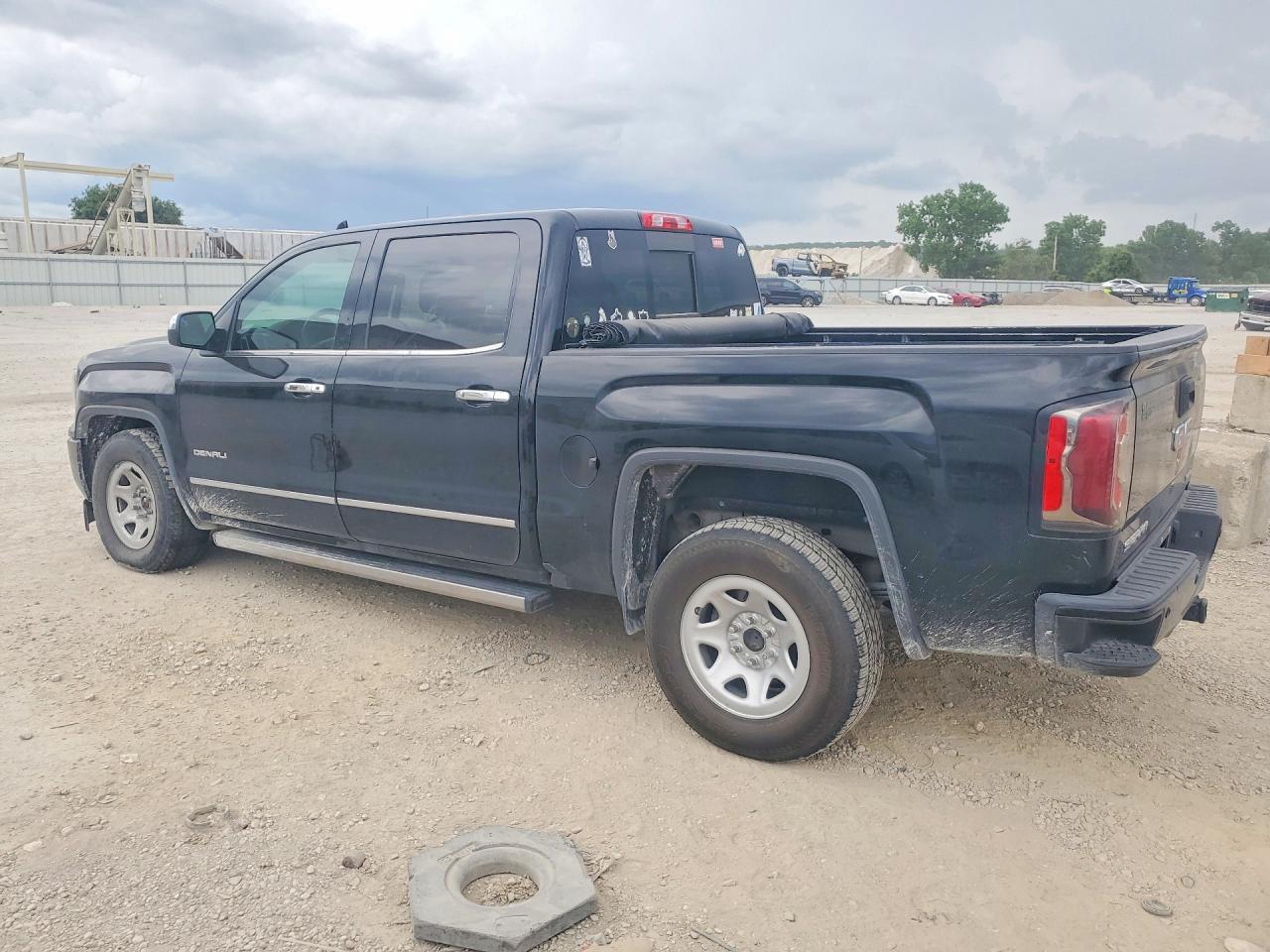 3GTU2PEJ2HG285376 · 2017 GMC SIERRA · 2/12