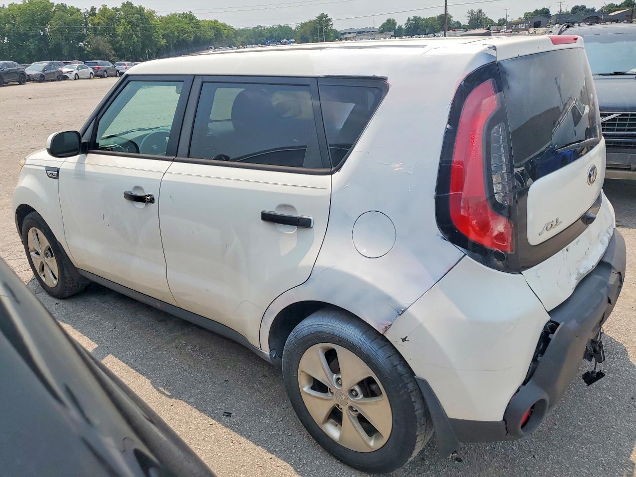 KNDJN2A21G7262032 · 2016 KIA SOUL · 2/12