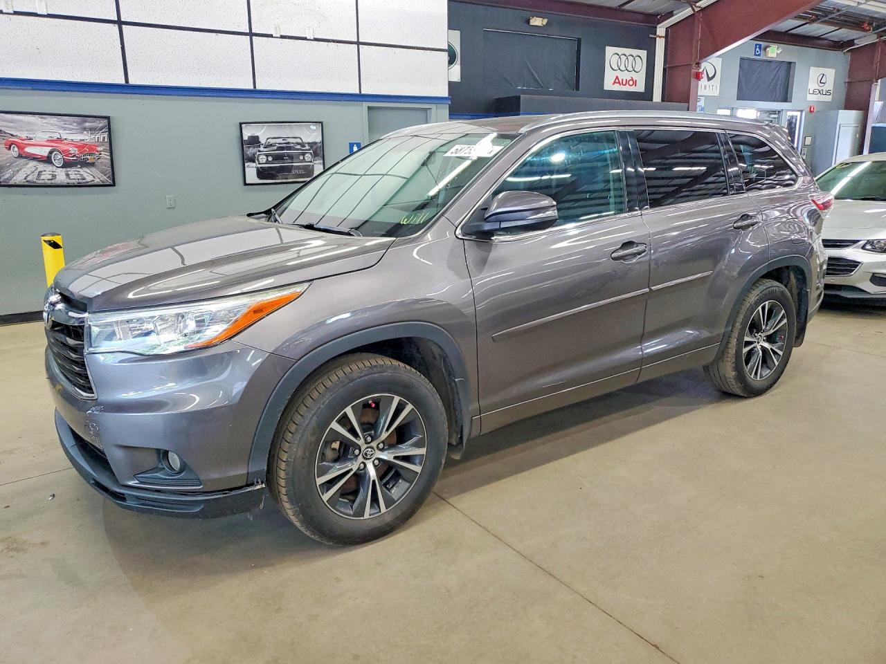 5TDJKRFH8GS277521 · 2016 TOYOTA HIGHLANDER