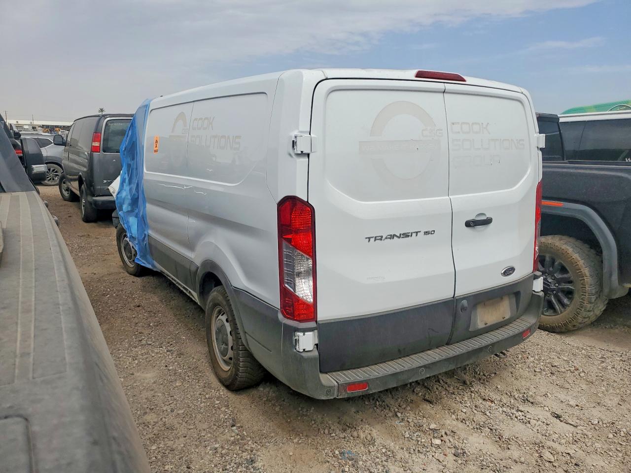 1FTYE1Y82NKA85861 · 2022 FORD TRANSIT · 2/13