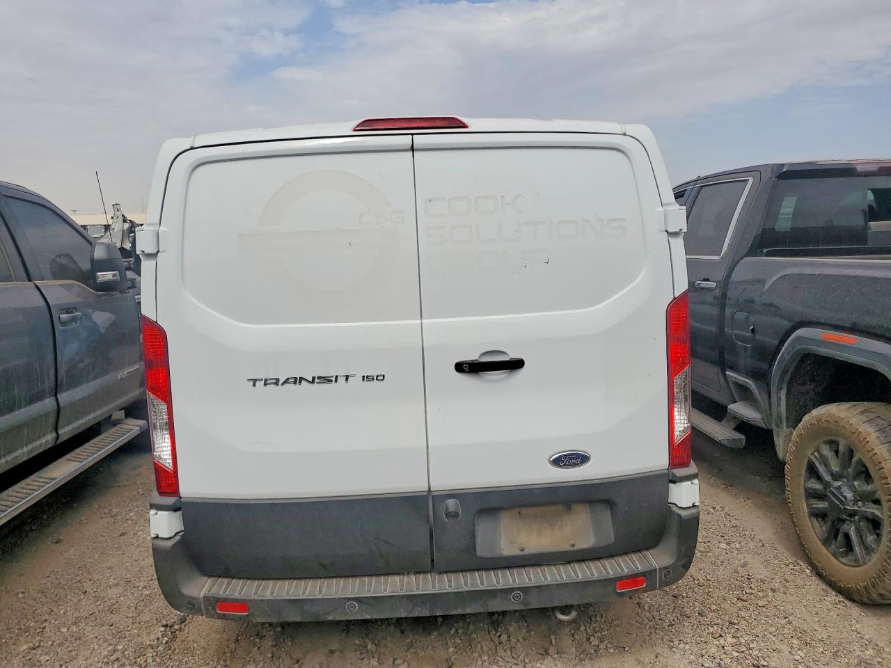 1FTYE1Y82NKA85861 · 2022 FORD TRANSIT · 6/13