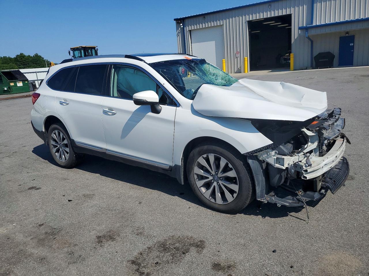4S4BSATCXJ3318282 · 2018 SUBARU OUTBACK · 4/12