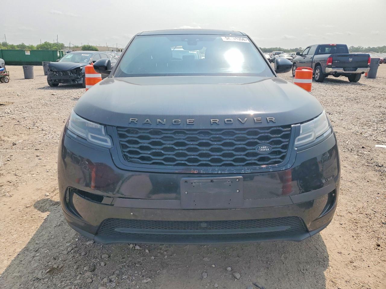 SALYB2RX0JA777761 · 2018 LAND ROVER RANGE ROVER VELAR · 5/13