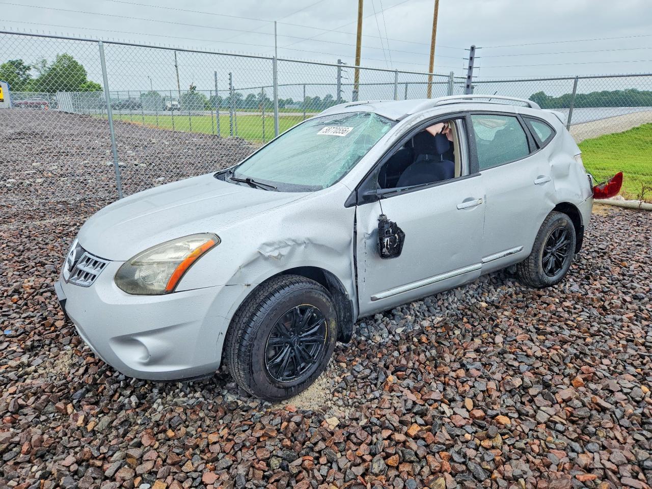 JN8AS5MV3FW252711 · 2015 NISSAN ROGUE SELECT
