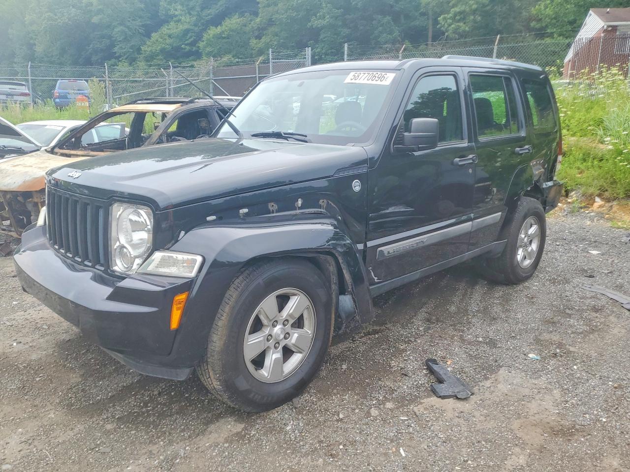 1C4PJMAK9CW121565 · 2012 JEEP LIBERTY