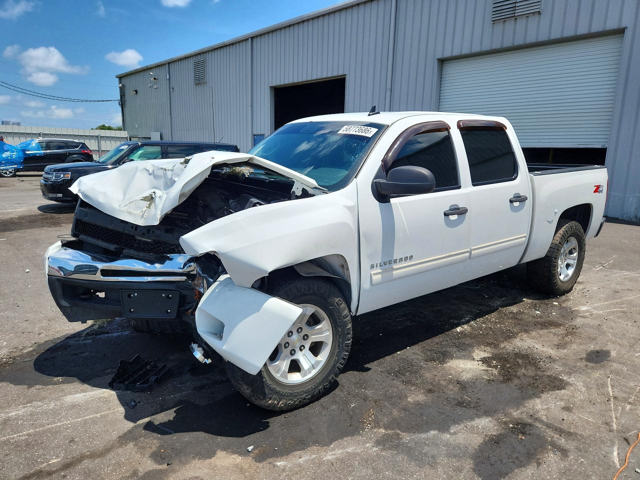 3GCPKSE32BG205812 · 2011 CHEVROLET SILVERADO
