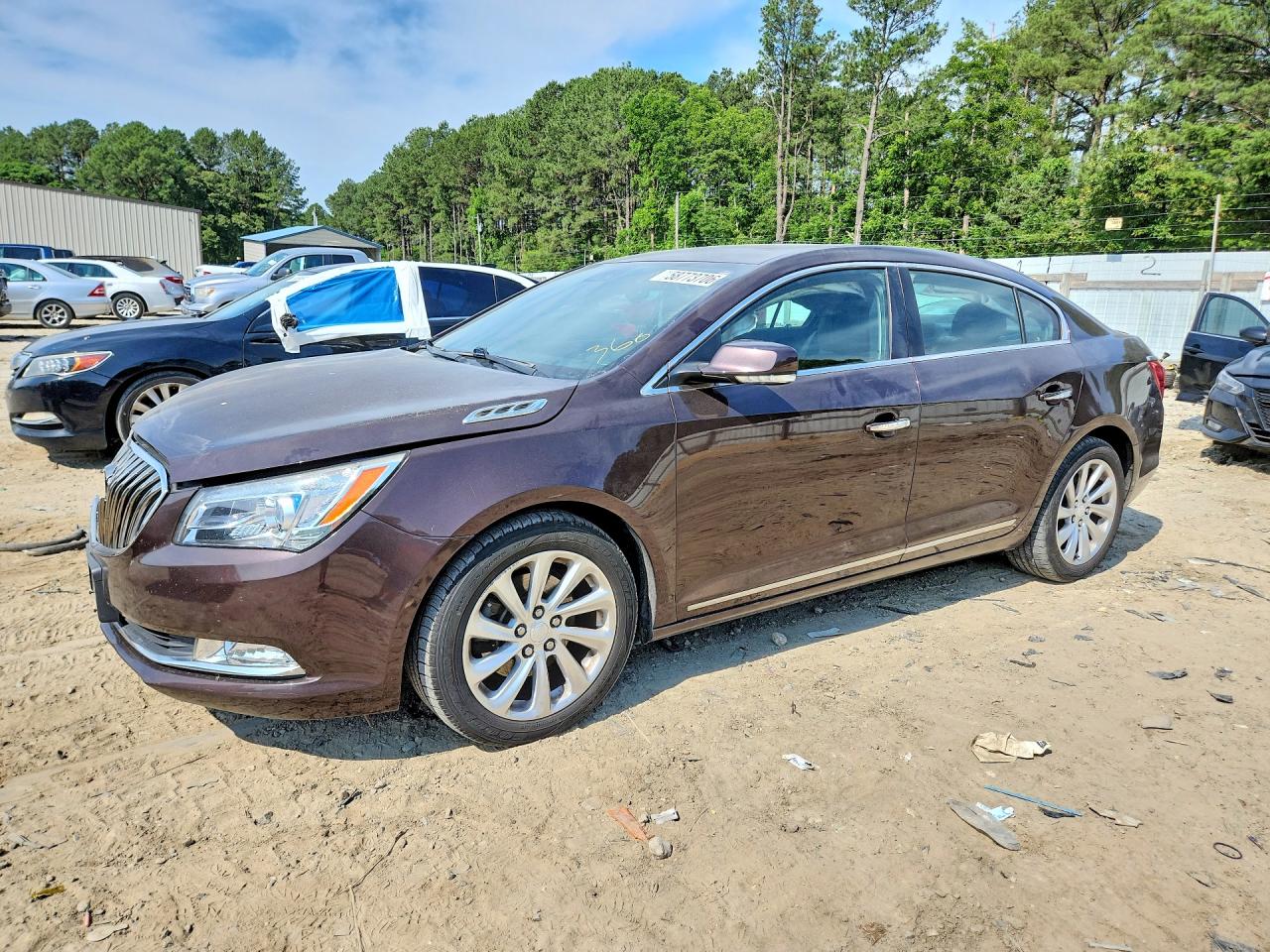 1G4GB5G3XGF104276 · 2016 BUICK LACROSSE