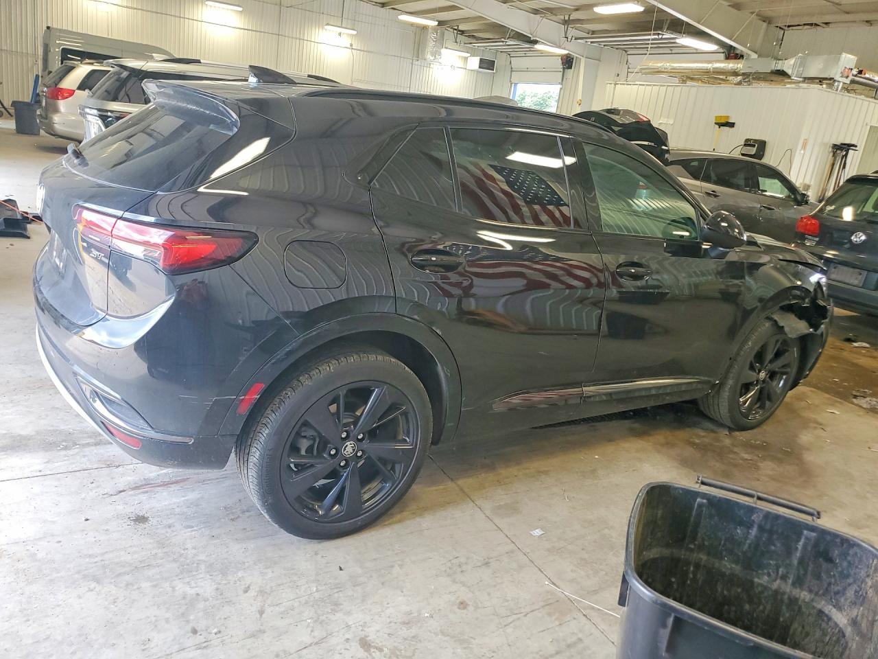 LRBFZMR40PD210208 · 2023 BUICK ENVISION · 3/14