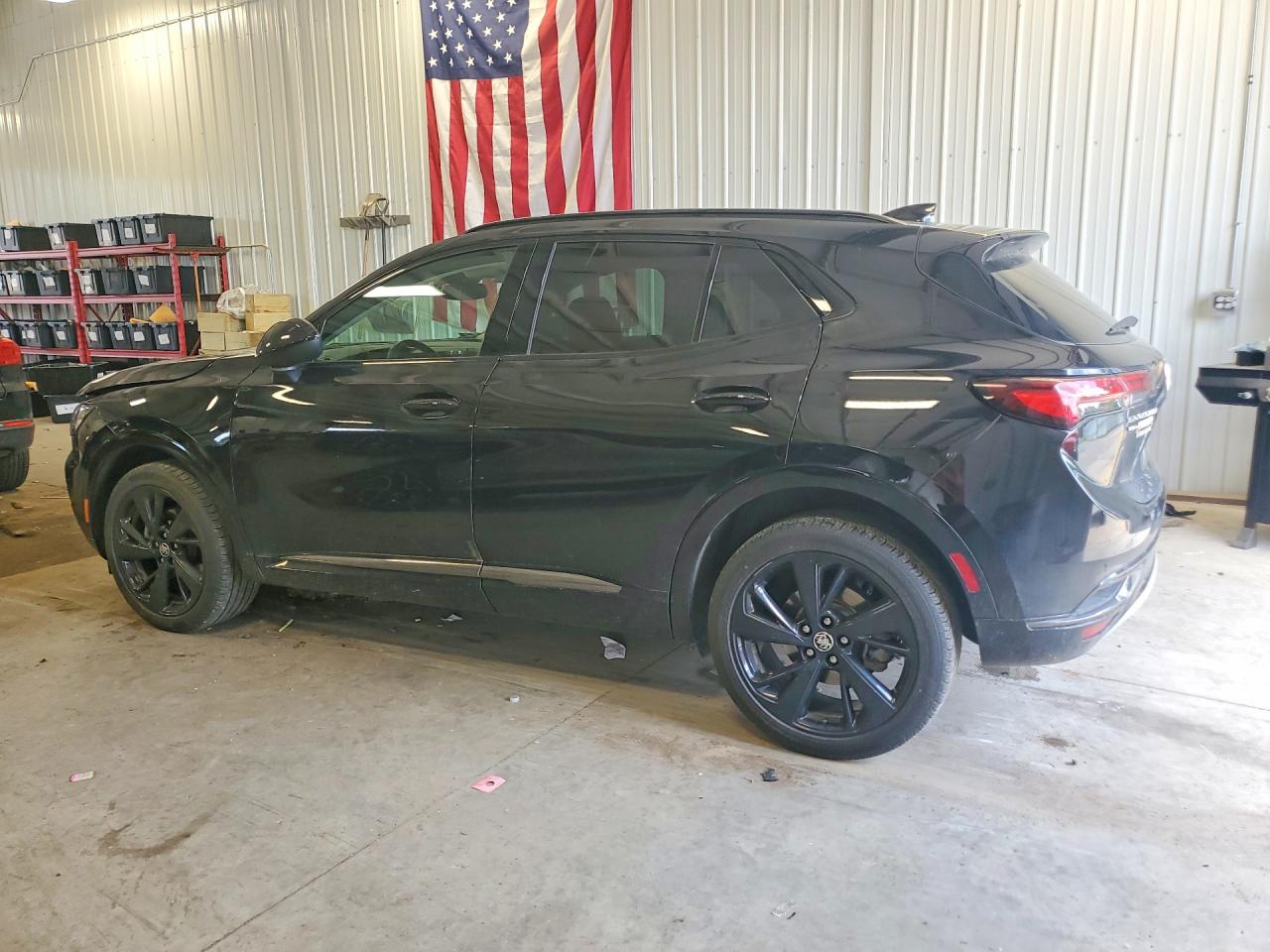 LRBFZMR40PD210208 · 2023 BUICK ENVISION · 2/14