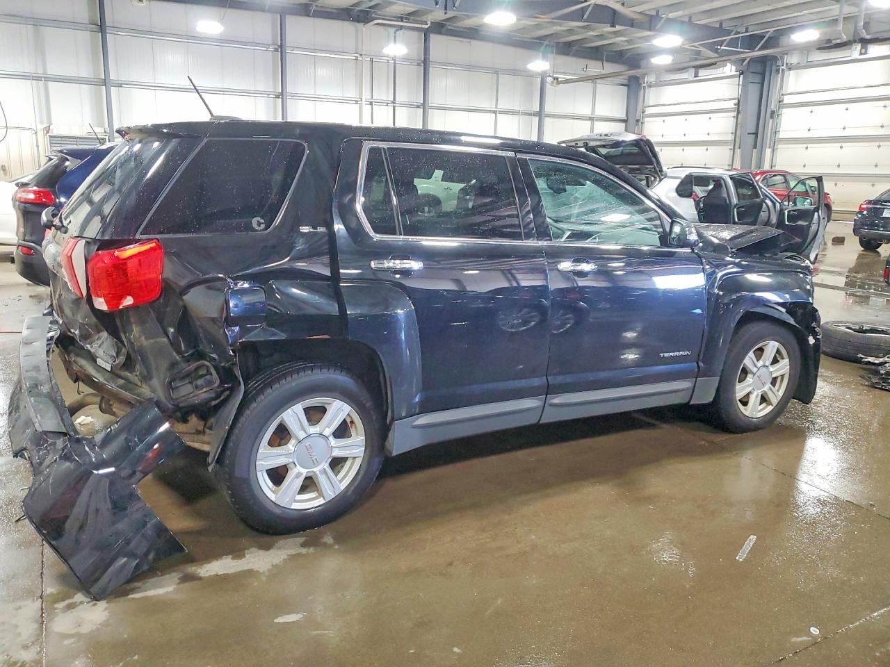 2GKFLVEK0F6418460 · 2015 GMC TERRAIN · 3/12