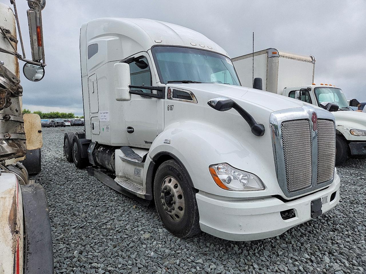 1XKYDP9X7MJ396187 · 2021 KENWORTH CONSTRUCTION