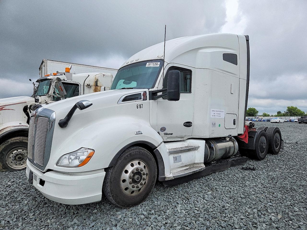 1XKYDP9X7MJ396187 · 2021 KENWORTH CONSTRUCTION · 2/10