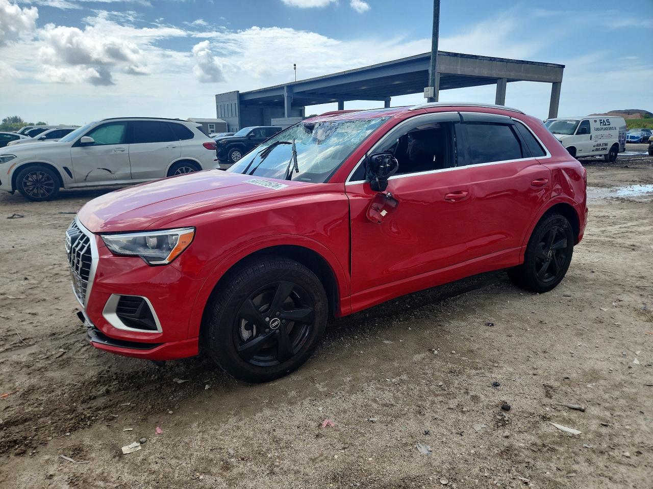 WA1AUCF36M1132895 · 2021 AUDI Q3