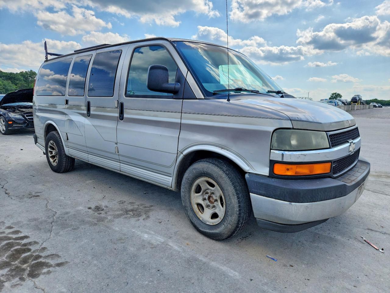 1GBFG15T941155827 · 2004 CHEVROLET EXPRESS