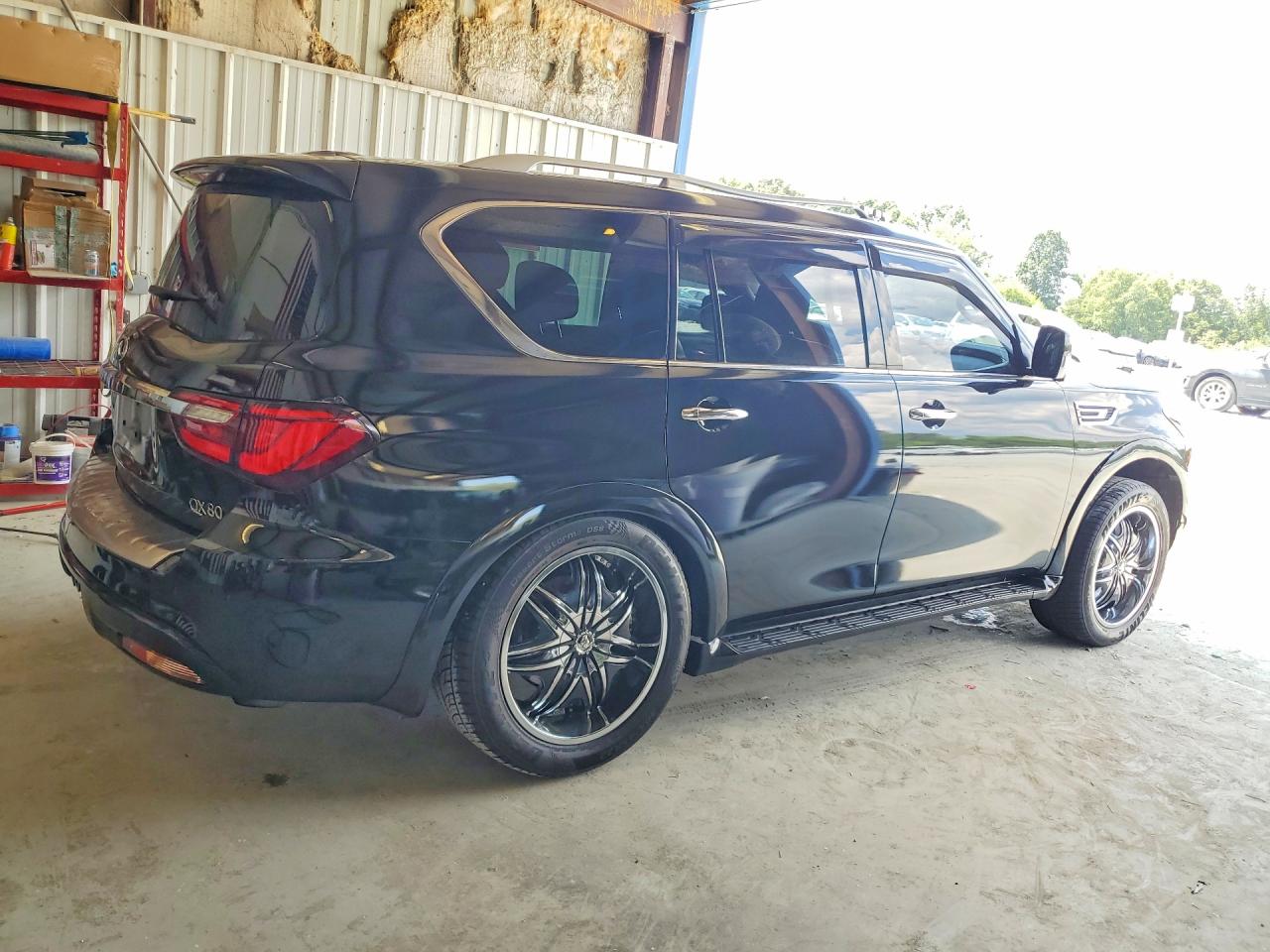 JN8AZ2NE9J9192160 · 2018 INFINITI QX80 · 3/13