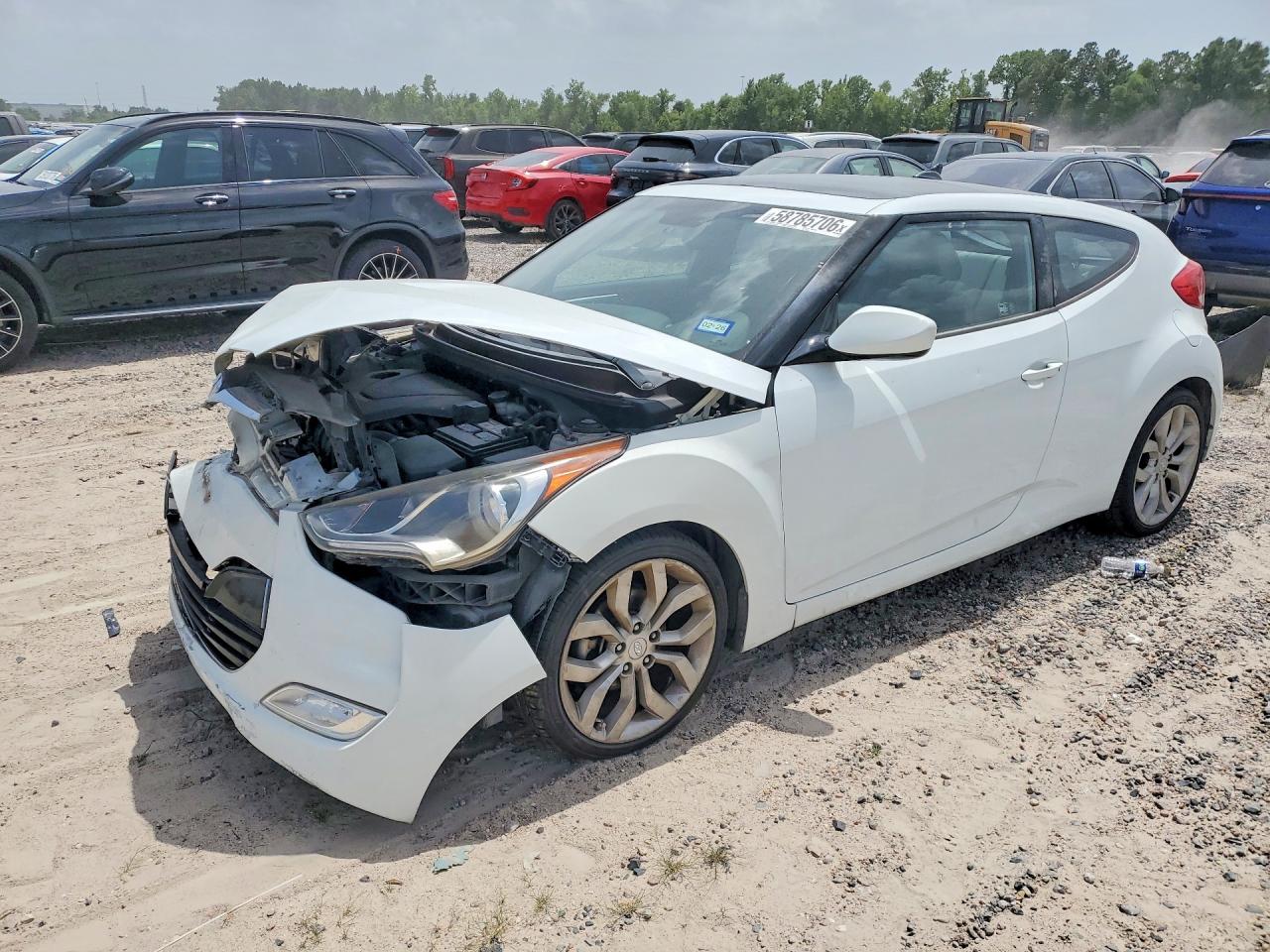 KMHTC6AD8DU140090 · 2013 HYUNDAI VELOSTER