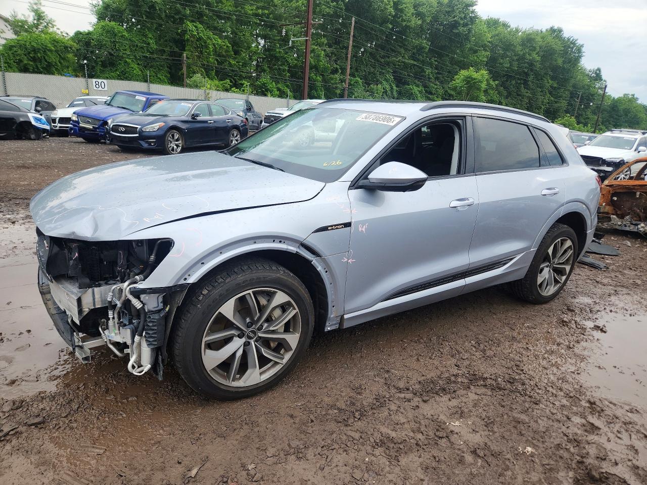 WA1LAAGE6MB038404 · 2021 AUDI E-TRON