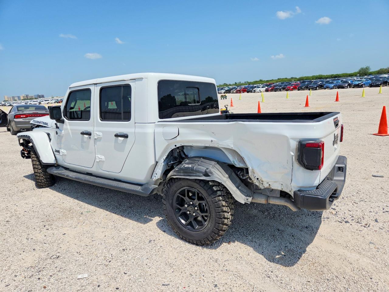 1C6PJTAG1SL541883 · 2025 JEEP GLADIATOR · 2/12