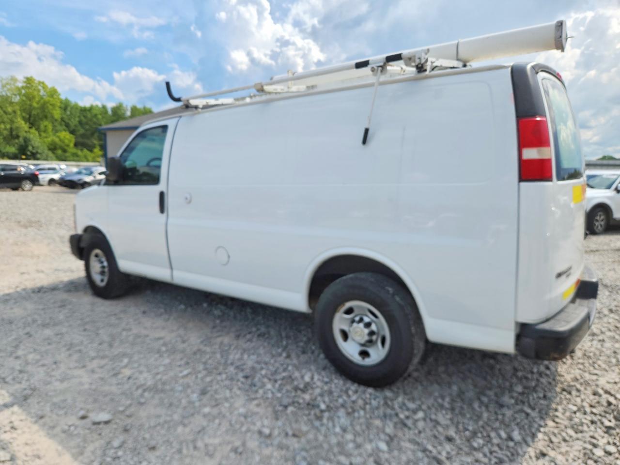 1GCWGFCA0D1903259 · 2013 CHEVROLET EXPRESS G2500 · 2/13