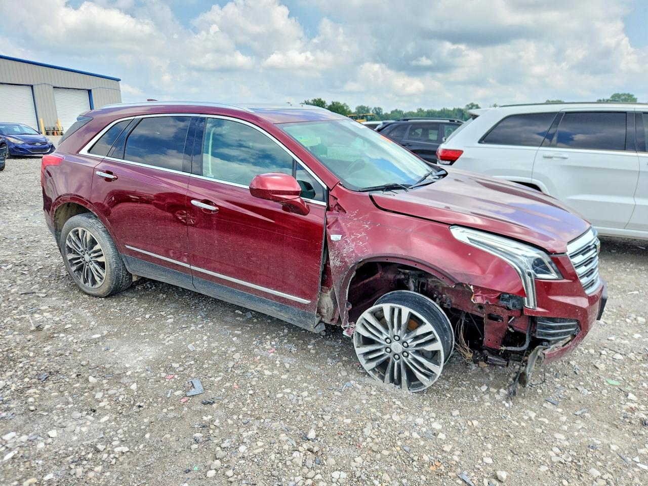 1GYKNCRS6HZ100847 · 2017 CADILLAC XT5 · 4/13