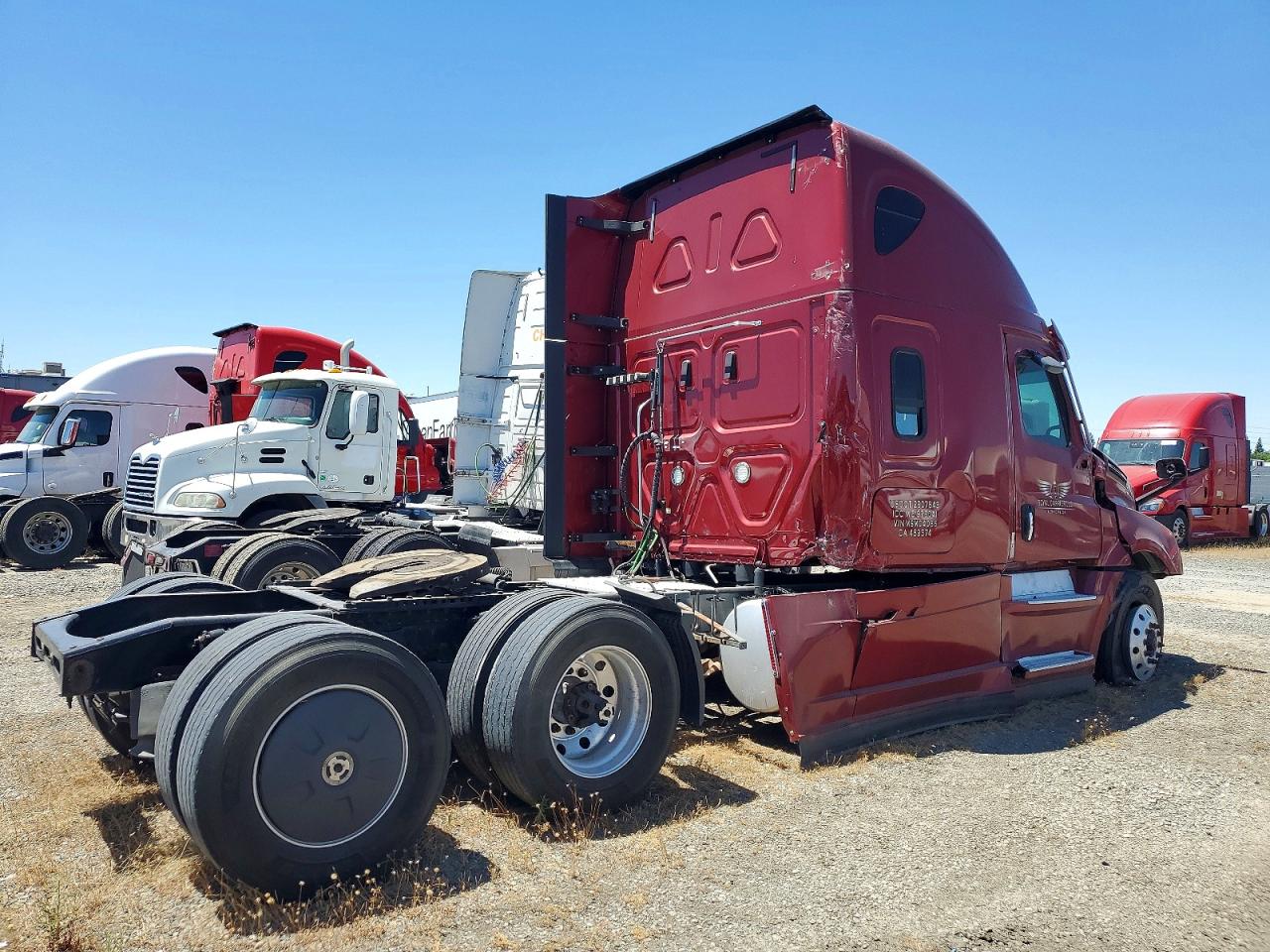 3AKJHHDR4MSMC4086 · 2021 FREIGHTLINER CASCADIA 126 · 4/10