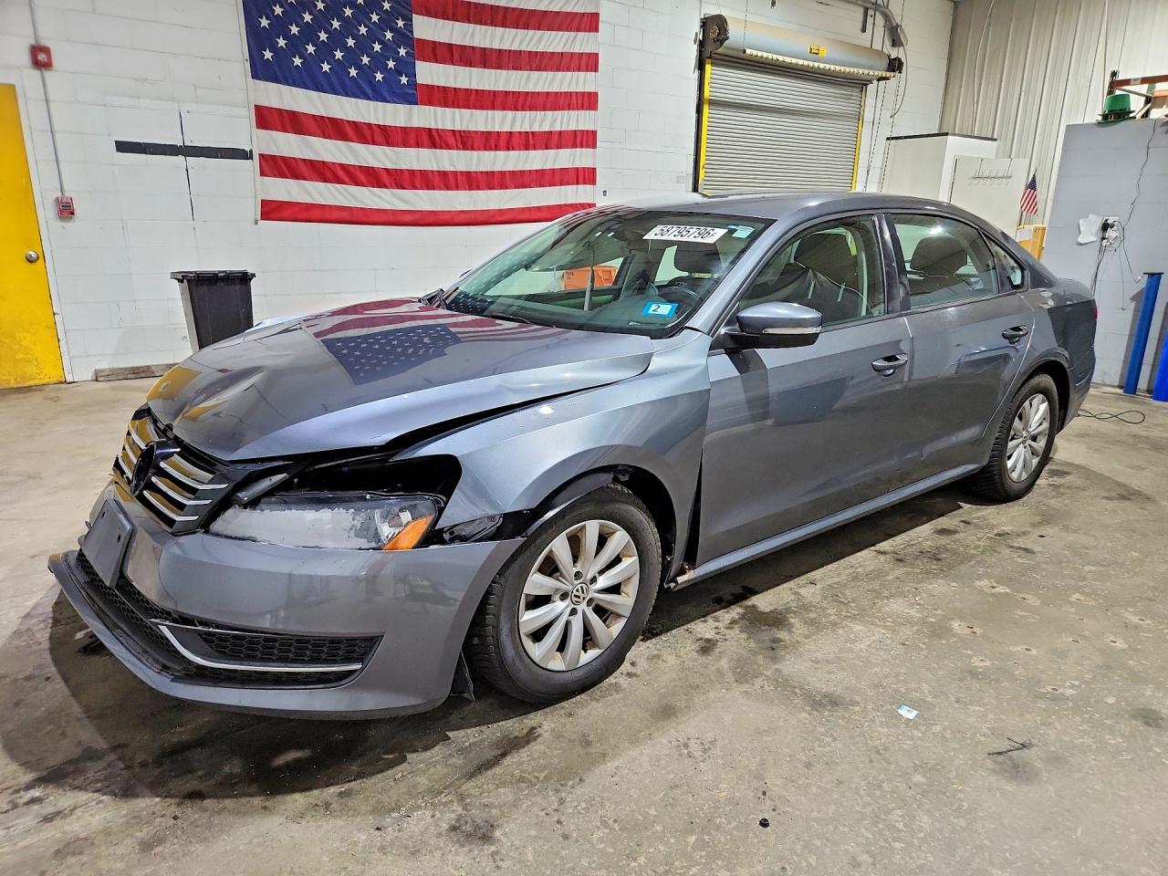 2014 VOLKSWAGEN PASSAT