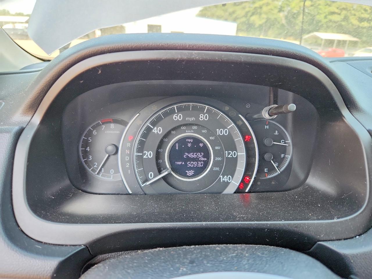 2HKRM3H33EH556597 · 2014 HONDA CR-V · 9/12
