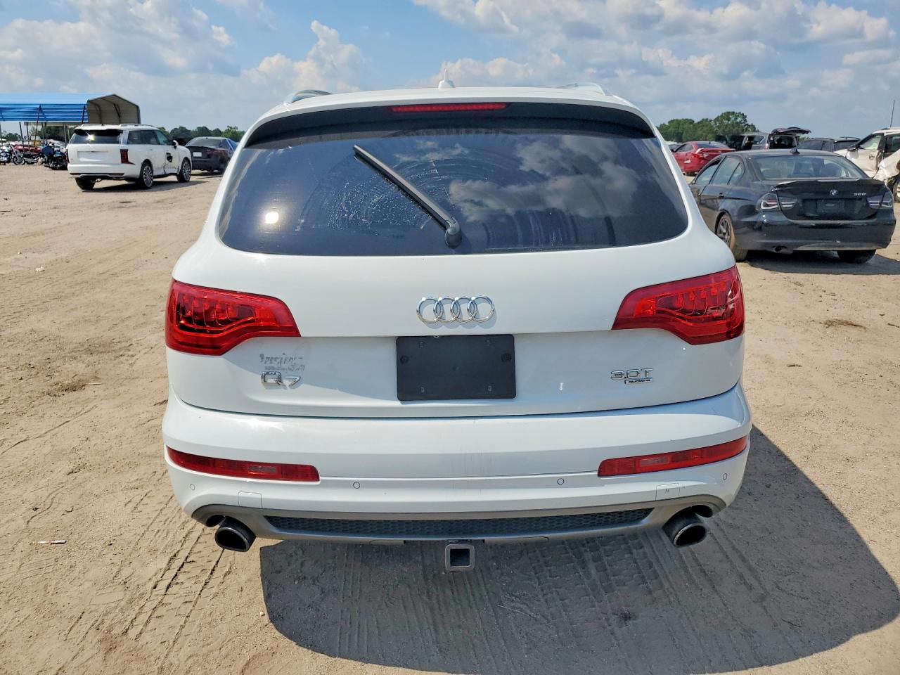 WA1DGAFE1FD005273 · 2015 AUDI Q7 · 6/13