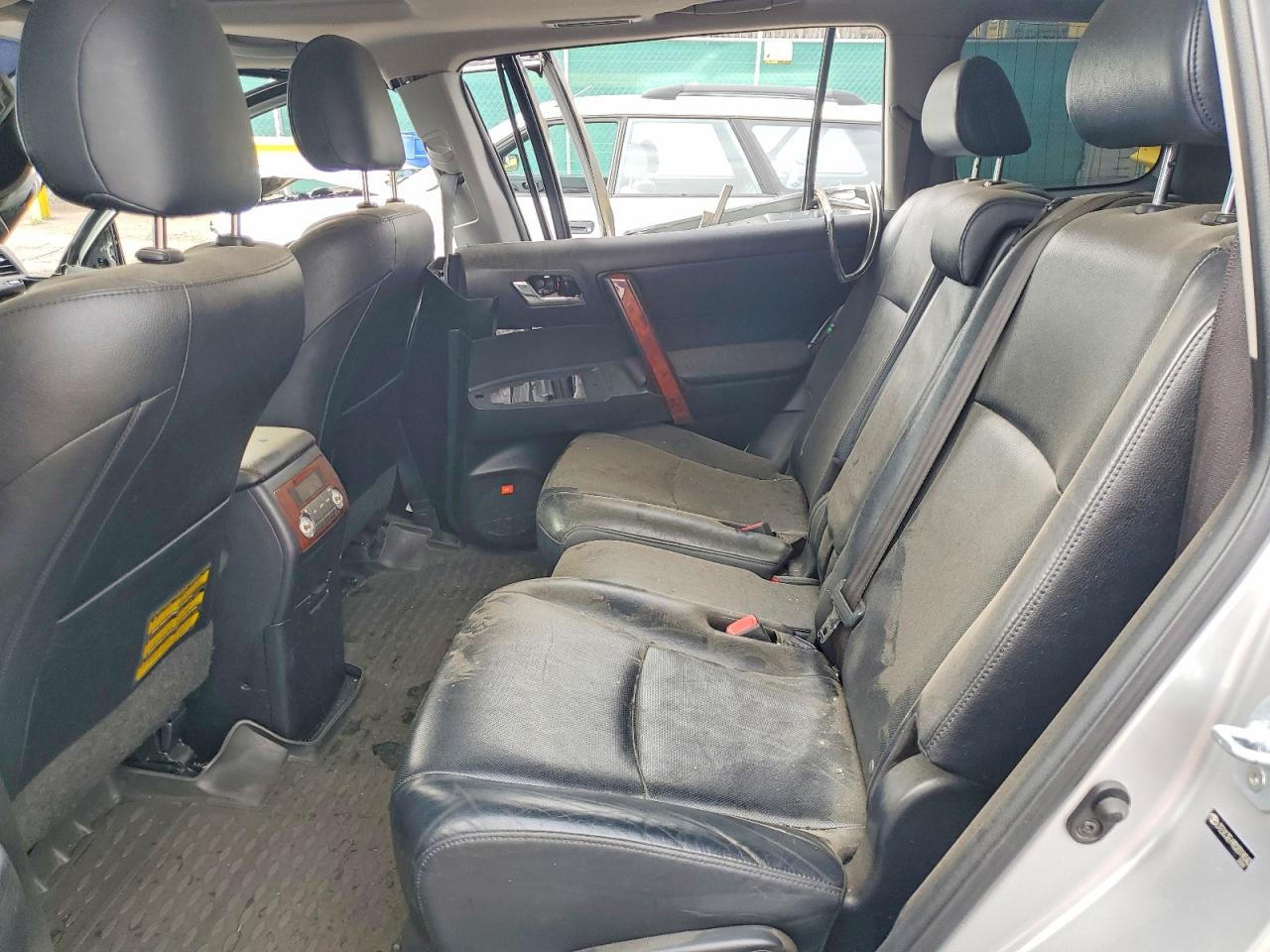 JTEDC3EH9D2018043 · 2013 TOYOTA HIGHLANDER · 11/13