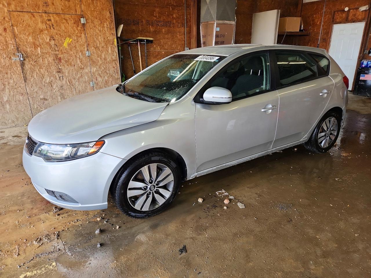 KNAFU5A28D5693305 · 2013 KIA FORTE