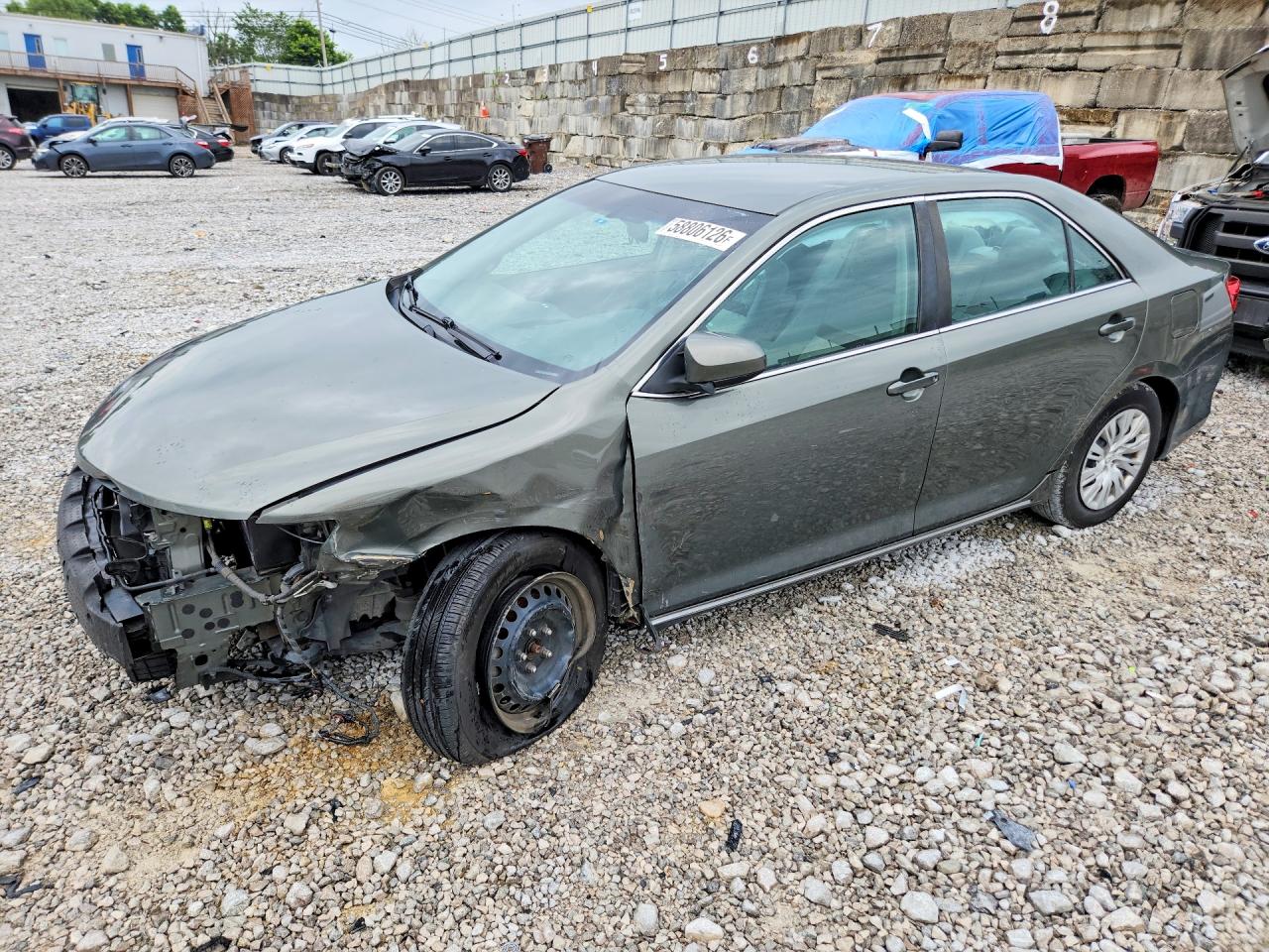 2014 TOYOTA CAMRY
