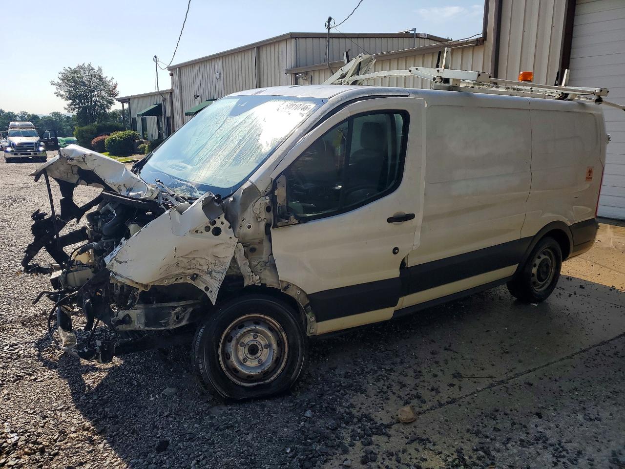 1FTNE1ZM6FKA44696 · 2015 FORD TRANSIT
