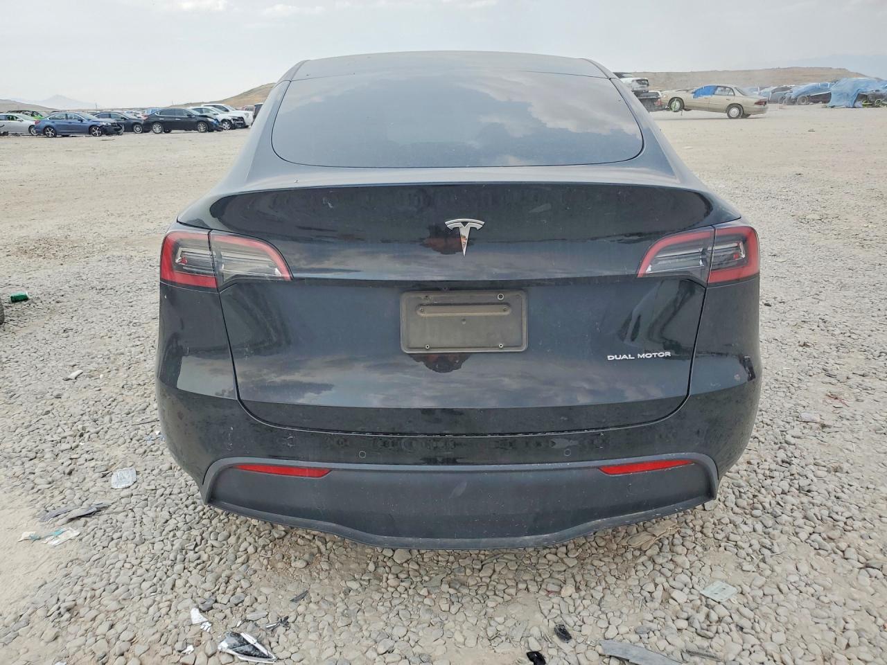 7SAYGDEEXNF558895 · 2022 TESLA MODEL Y · 6/12