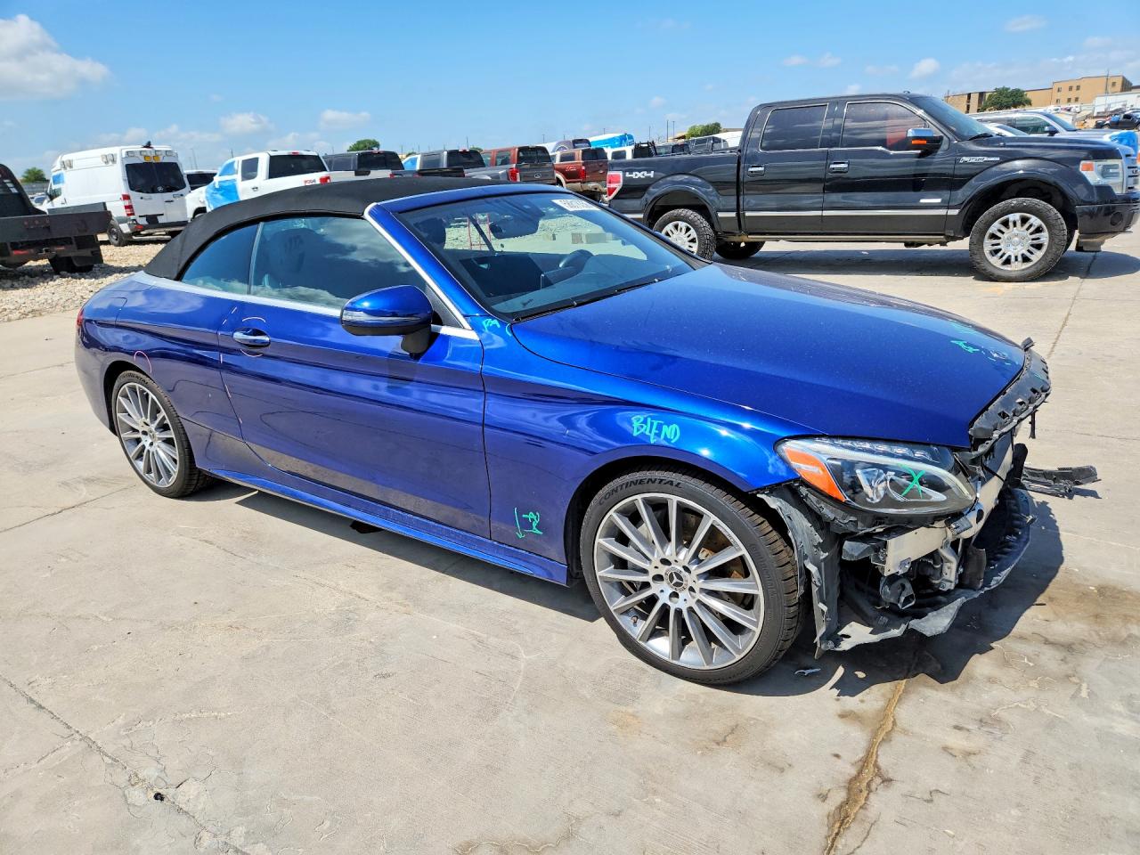 WDDWK4JB8JF598340 · 2018 MERCEDES-BENZ C · 4/12