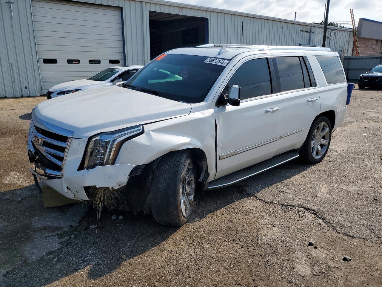 1GYS3BKJ1JR237525 · 2018 CADILLAC ESCALADE
