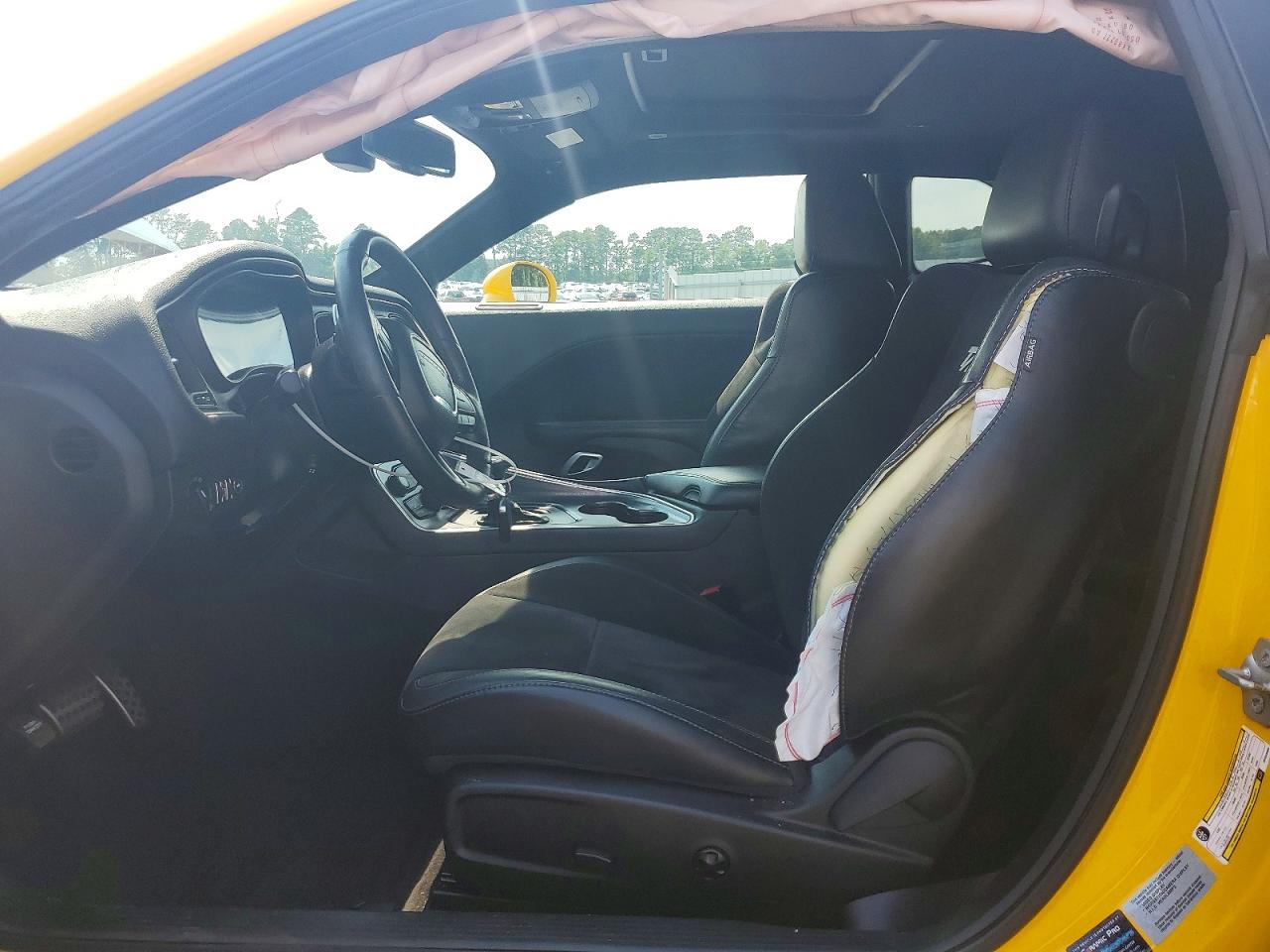 2C3CDZFJ8HH554906 · 2017 DODGE CHALLENGER · 7/12