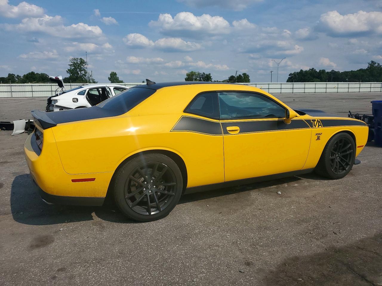 2C3CDZFJ8HH554906 · 2017 DODGE CHALLENGER · 3/12