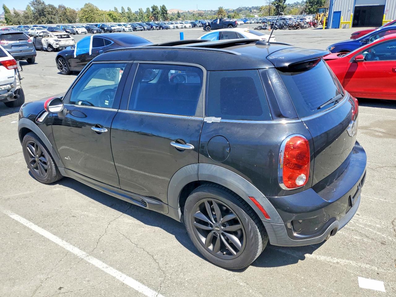WMWZC5C58CWL56326 · 2012 MINI COOPER · 2/12