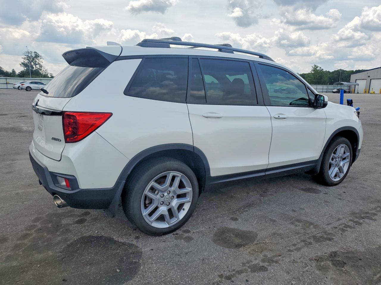5FNYF8H55SB004632 · 2025 HONDA PASSPORT · 3/13