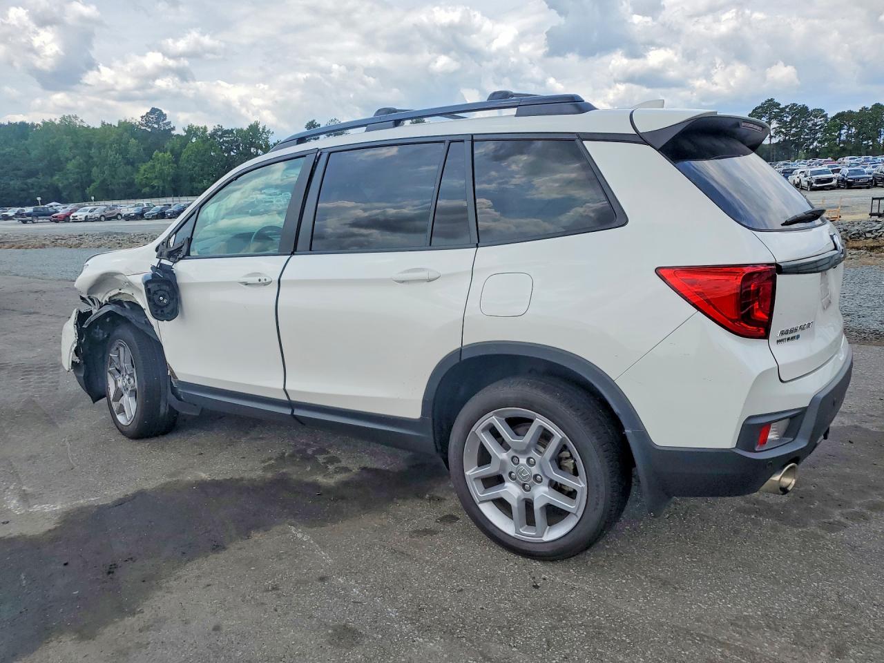 5FNYF8H55SB004632 · 2025 HONDA PASSPORT · 2/13