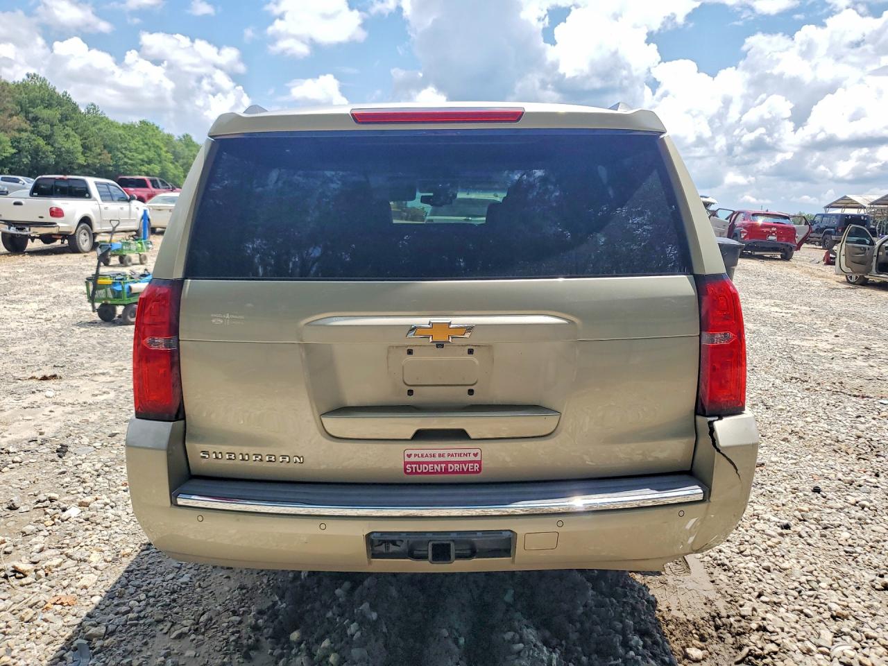 1GNSKJKC1GR421187 · 2016 CHEVROLET SUBURBAN · 6/14